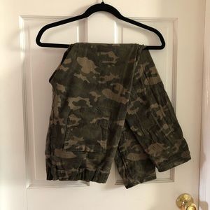 Grace & Lace Camo Jeggings